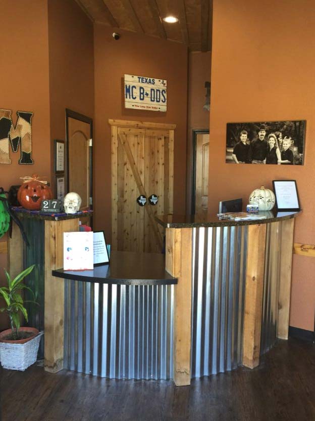 Front desk at Tracy R. Henson-McBee, DDS, PA in Lubbock, TX